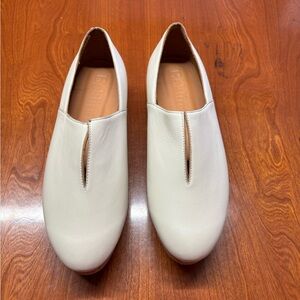 Beklina Tetouan Loafer 10.5 Off-White